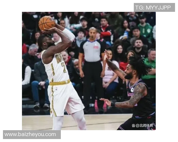 恩比德再创辉煌续写传奇场均得分348分创近40年新高