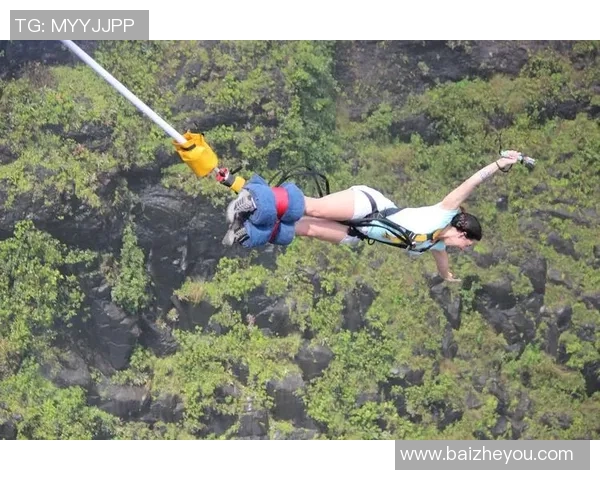 重庆攀岩队在极限运动联赛中的实力展现与未来发展潜力分析
