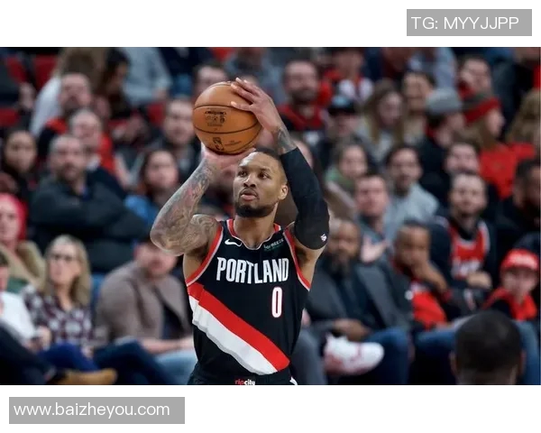 达米安利拉德:篮球场上的传奇与未来的无限可能 达米安利拉德:篮球场上的传奇与未来的无限可能