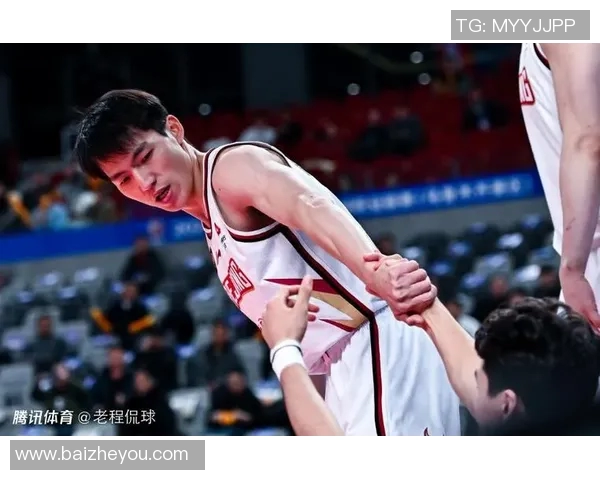 吴前领衔浙江男篮崛起之路展现新时代篮球精神与团队力量